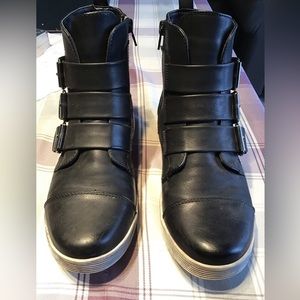 Womens Alberto Ankle Boots